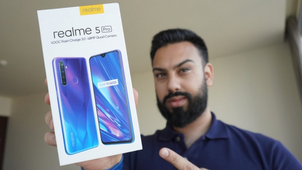 EMKWAN Shares An Unboxing Video of the Realme 5 Pro