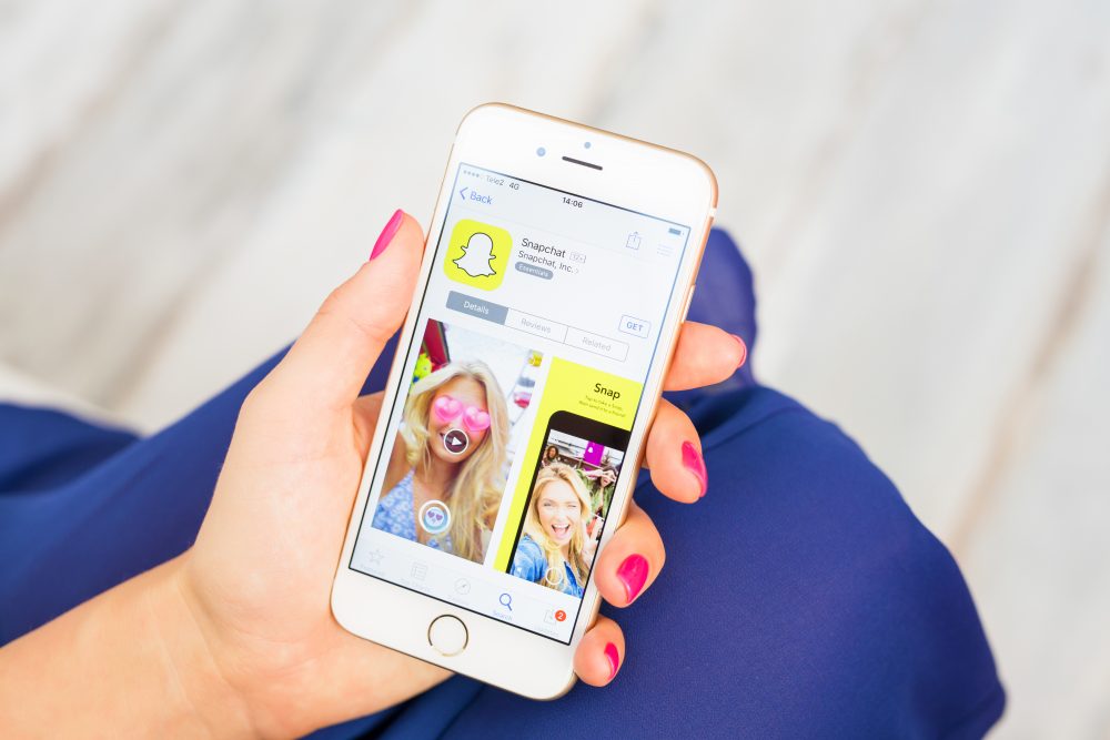 Snapchat is Bringing Back The Old Snapchat
