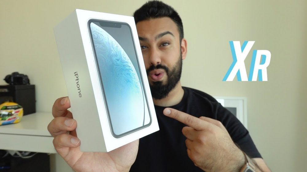 EMKWAN iPhone XR UNBOXING and REVIEW