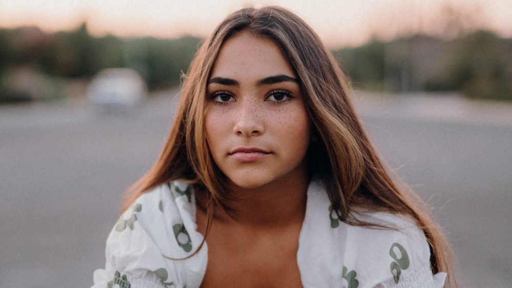 How Sienna Gomez is breaking beauty standards on TikTok