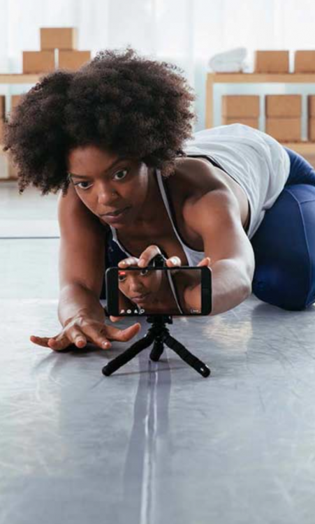 Watch: Facebook Employee Shows Content Creators How to Go Viral