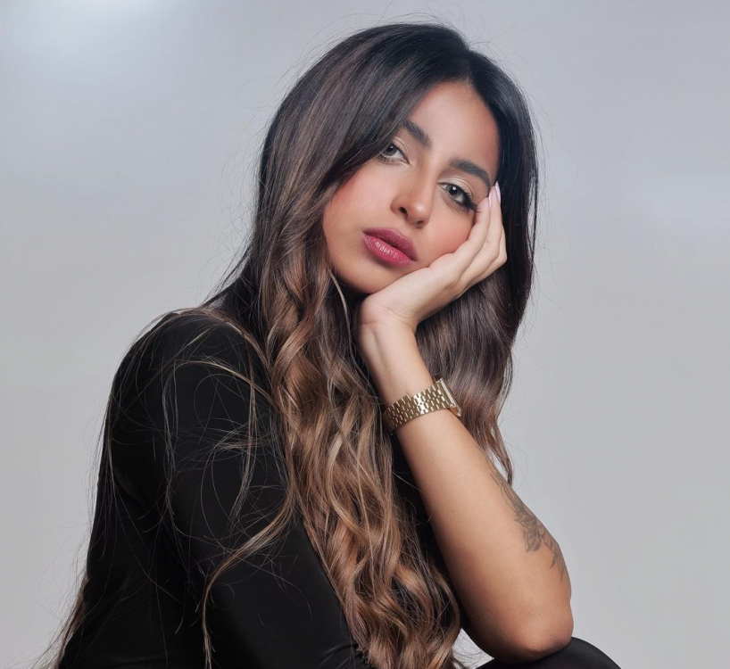 Layla Akil Drops Her First Single 'Kel El Deni' on YouTube
