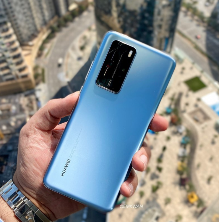 5 Arab Tech Influencers to Keep On Your Radar