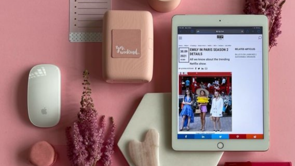 HOW TO FLATLAY: WITH FATMA HILAL