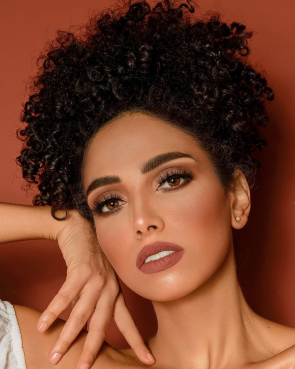 Watch: Woman Shocks Husband With VDay Makeover