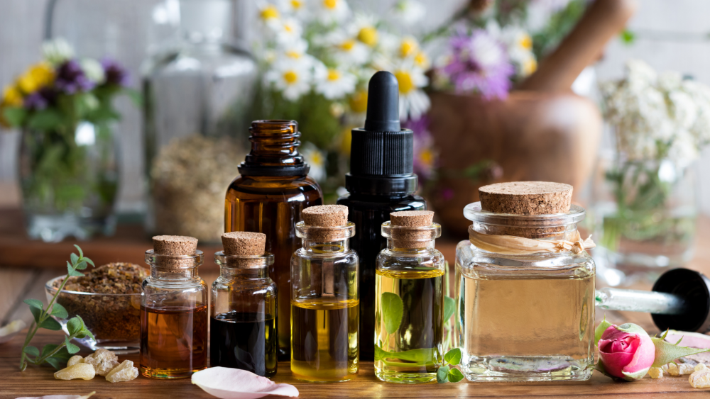 Essential oils for luxury bath