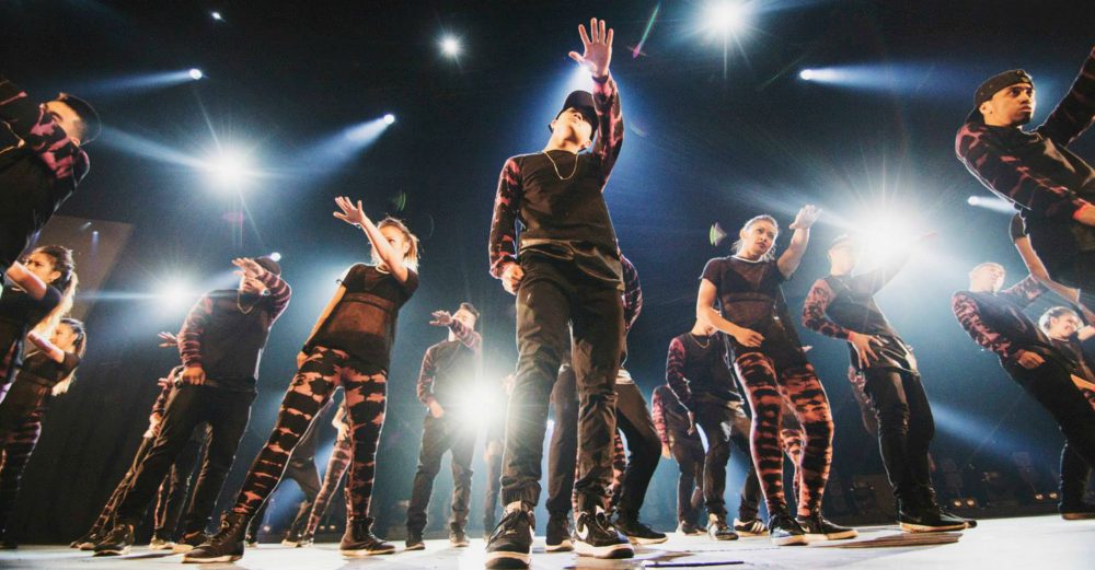 Dancers on social media