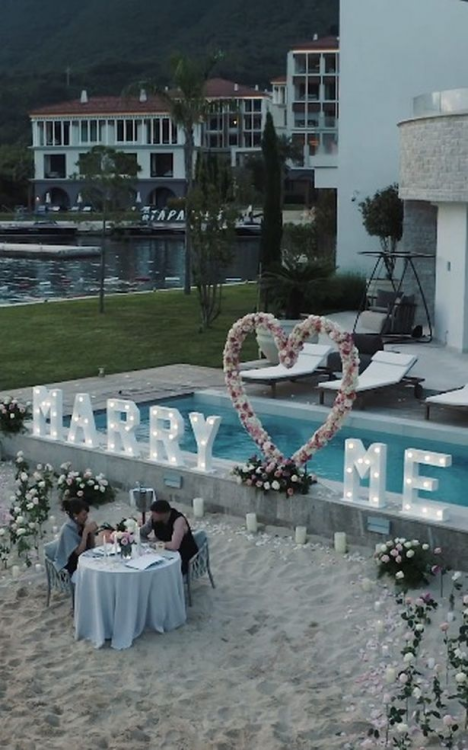 Megan McKenna & Oliver Burke announce their proposal on Instagram