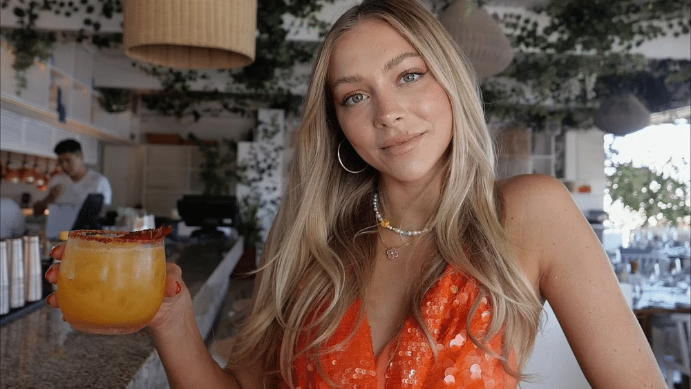 Watch: Influencer reveals useful closet hacks, fans amazed