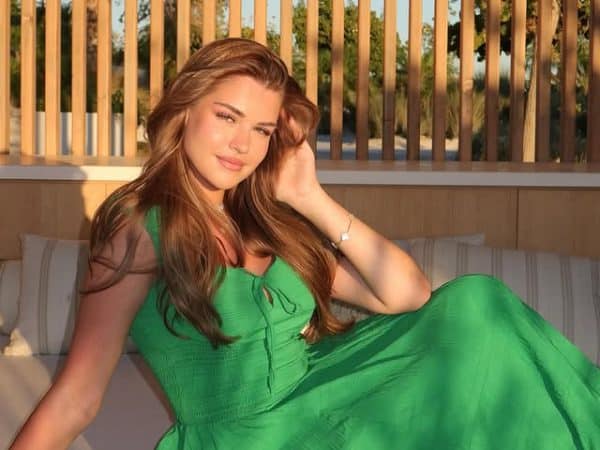 From Influencer to Entrepreneur: Aliona Builds a Cosmetics Brand and Publishes Her First Book